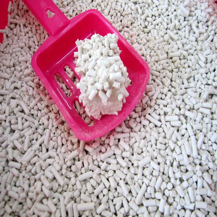 Eco-friendly Tofu cat litter on sale in Bulgaria